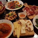 Photo n°3 de l'avis de bek.e fait le 08/01/2019 à 12:39 sur le  Tapas n' Friends Trindada à Lisbon