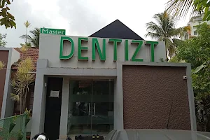 Master Dentizt image