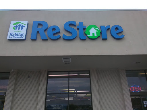 Thrift Store «Knoxville Habitat For Humanity ReStore», reviews and photos, 1511 Downtown W Blvd, Knoxville, TN 37919, USA