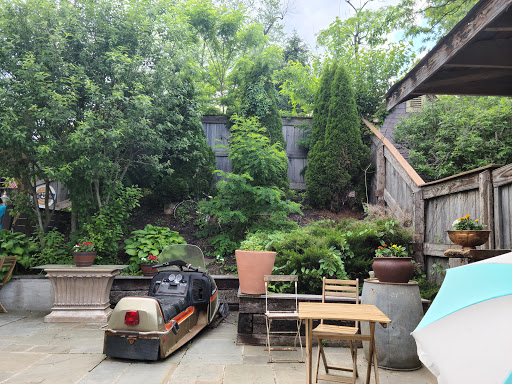 Bar & Grill «Vino9MARKET», reviews and photos, 40602 Charles Town Pike, Paeonian Springs, VA 20129, USA