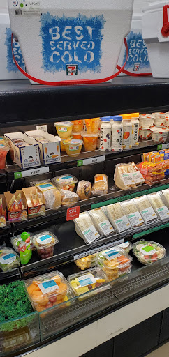 Convenience Store «7-Eleven», reviews and photos, 1661 E Colorado Blvd, Pasadena, CA 91106, USA