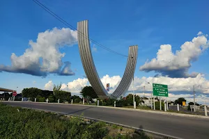 Monumento Lomanto Júnior image