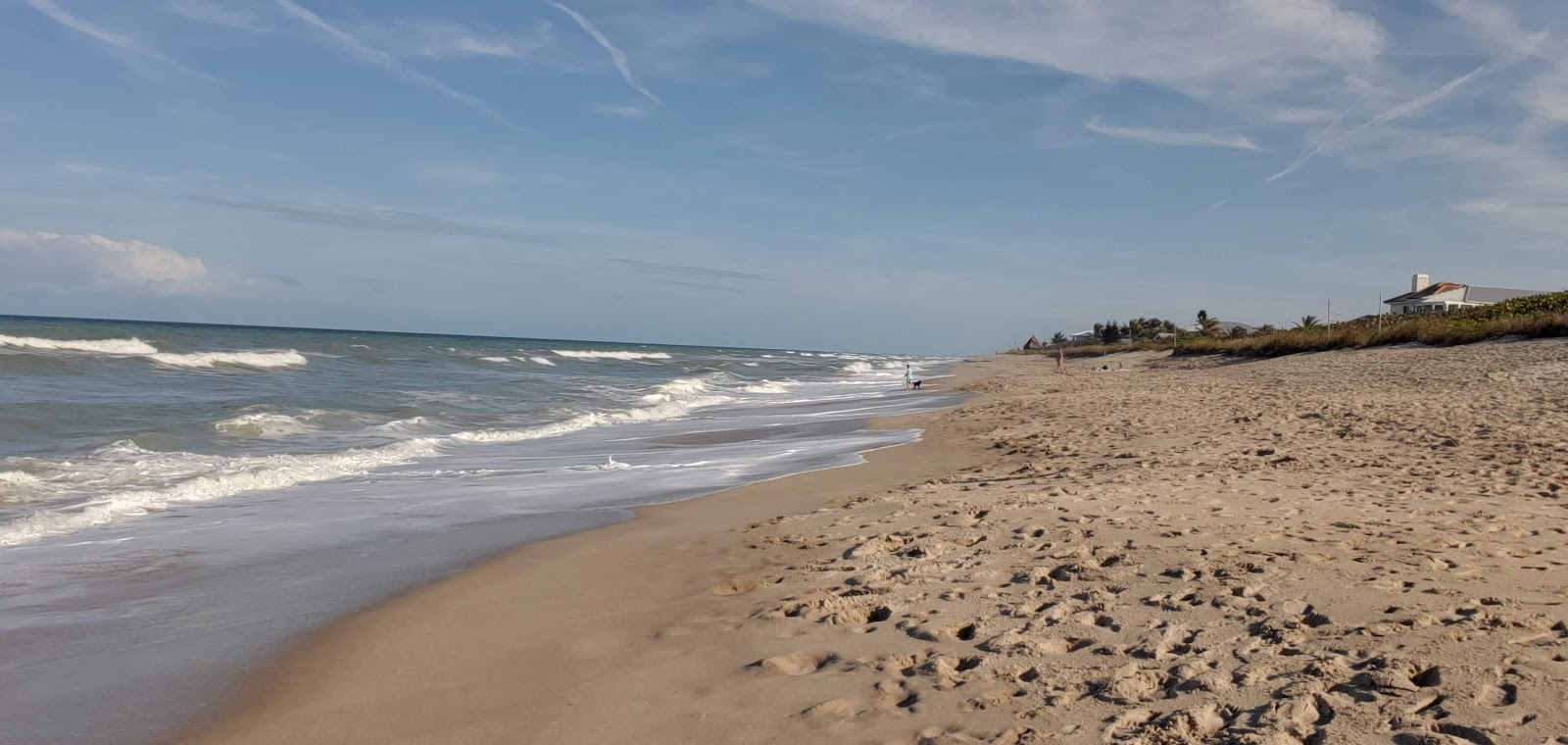 Φωτογραφία του Ambersand beach με επίπεδο καθαριότητας πολύ καθαρό