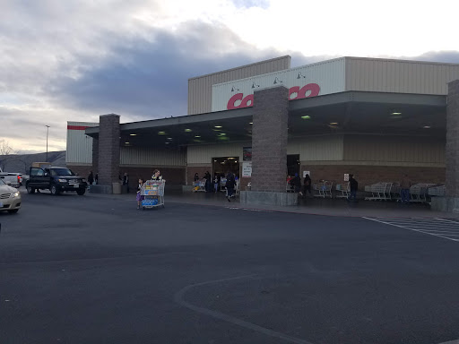 Costco Wholesale, 2310 Longfibre Avenue, Union Gap, WA 98903, USA, 