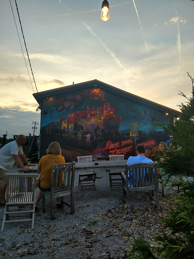 Live Music Venue «The Burl», reviews and photos, 375 Thompson Rd, Lexington, KY 40508, USA