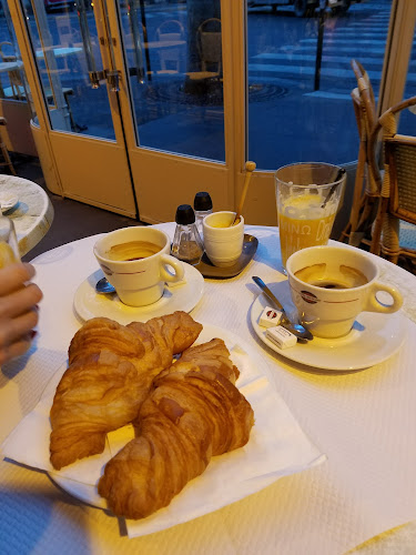 188 Bd Saint-Germain, 75007 Paris, France