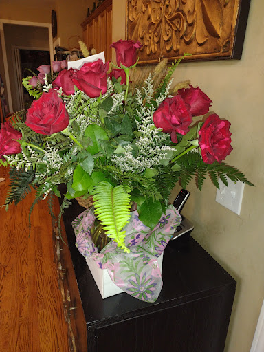 Florist «Romulus Flowers & Gifts», reviews and photos, 7563 Merriman Rd, Romulus, MI 48174, USA