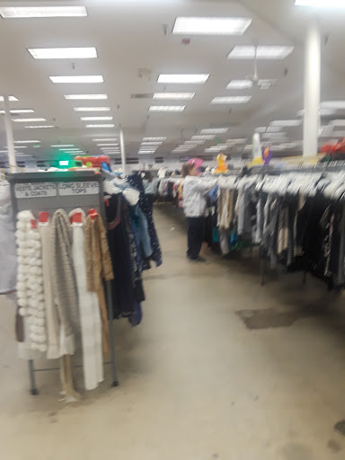 Thrift Store «Valley Thrift Store», reviews and photos, 13630 Victory Blvd, Van Nuys, CA 91401, USA