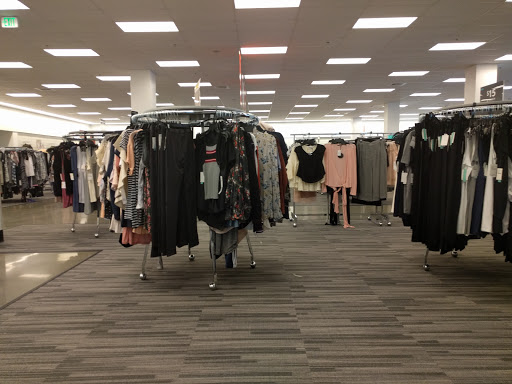 Department Store «Nordstrom Rack Wayne Town Center», reviews and photos, 141 NJ-23, Wayne, NJ 07470, USA