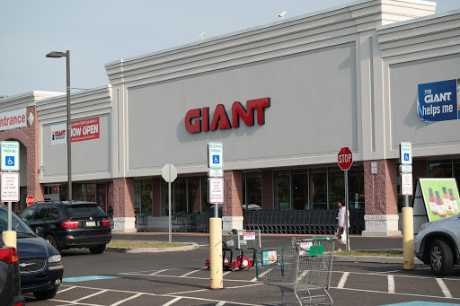 Giant Food Stores, 3 Double Woods Rd, Langhorne, PA 19047, USA, 