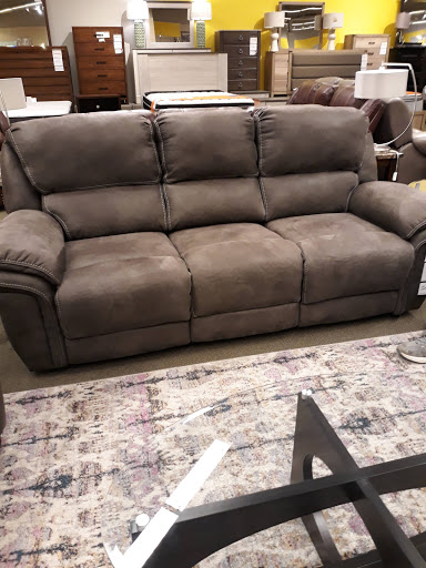 Furniture Store «Art Van Furniture - Chesterfield», reviews and photos, 50400 Gratiot Ave, Chesterfield, MI 48051, USA