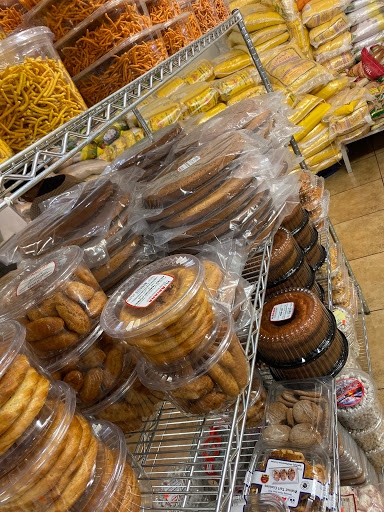 Grocery Store «East Market & Restaurant», reviews and photos, 3405 El Camino Ave, Sacramento, CA 95821, USA