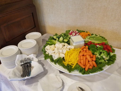 Caterer «Mobile Pig-Nic Catering», reviews and photos, 900 Commonwealth Pl, Virginia Beach, VA 23464, USA