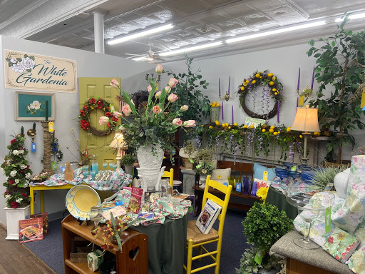 Used Book Store «Needful Things», reviews and photos, 218 W Washington St, Charles Town, WV 25414, USA