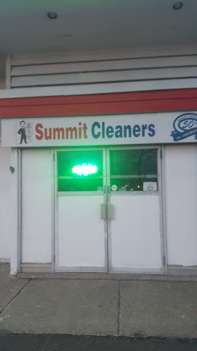 Dry Cleaner «Summit Drive-In Cleaners Inc», reviews and photos, 219 Union Ave, New Haven, CT 06519, USA