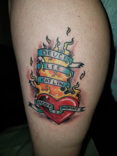 Tattoo Shop «Ageless Art Tattoo & Piercing», reviews and photos, 711 E Lewis and Clark Pkwy, Clarksville, IN 47129, USA