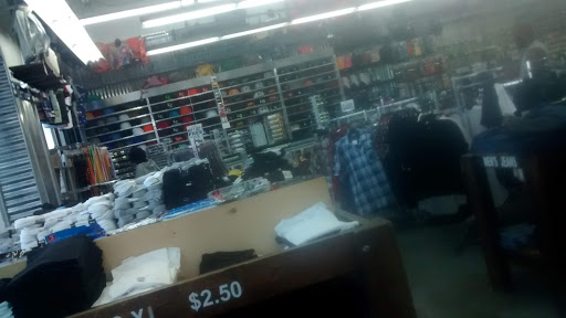 Shopping Mall «New Landing Mall», reviews and photos, Troost Ave & E Meyer Blvd, Kansas City, MO 64131, USA