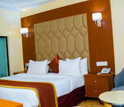 MAXBE continental hotel photo