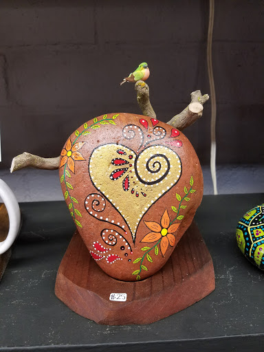 Florist «Little Flower Shop», reviews and photos, 616 High St, Delano, CA 93215, USA