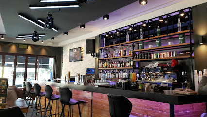 La Sueno Cafe Bar