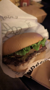 Hamburger du Restaurant de hamburgers WELL DONE (smash burger) à Le Raincy - n°8