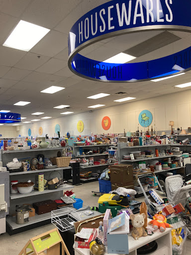 Thrift Store «Goodwill», reviews and photos