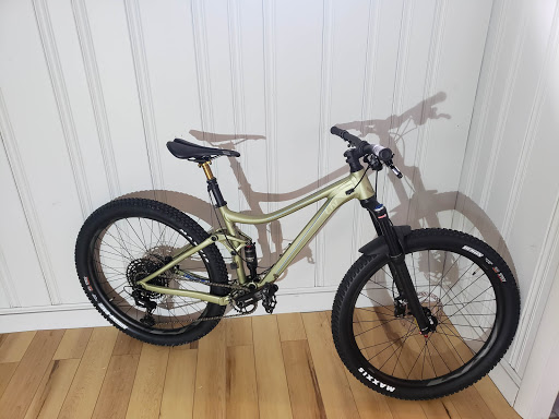 Bicycle Store «JRA Cycles», reviews and photos, 229 Salem St, Medford, MA 02155, USA