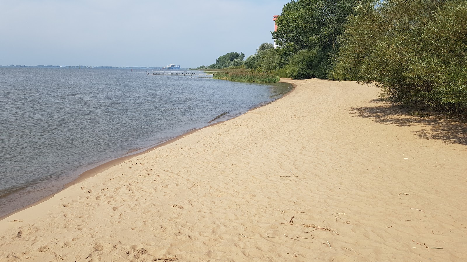 Foto van Kollmar strand voorzieningenruimte