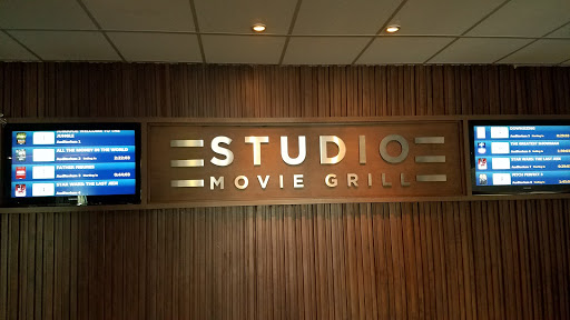 Movie Theater «Studio Movie Grill», reviews and photos, 15515 N Hayden Rd, Scottsdale, AZ 85260, USA