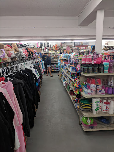 Grocery Store «Neighbor-Saver Market», reviews and photos, 2144 Avenida De La Playa, La Jolla, CA 92037, USA