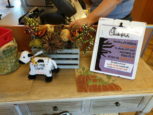 Fast Food Restaurant «Chick-fil-A», reviews and photos, 1706 W Ehringhaus St, Elizabeth City, NC 27909, USA