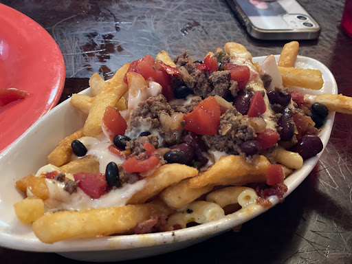 Restaurant «Fudpuckers Beachside Bar & Grill», reviews and photos, 20001 Emerald Coast Pkwy, Destin, FL 32541, USA