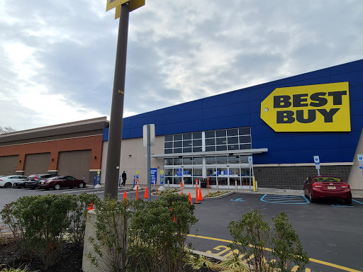 Electronics Store «Best Buy», reviews and photos, 1 Garden State Plaza Blvd, Paramus, NJ 07652, USA