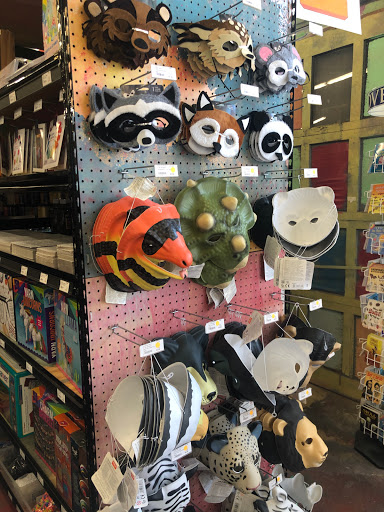 Art Supply Store «Artist & Craftsman Supply Kansas City», reviews and photos, 229 Southwest Blvd, Kansas City, MO 64108, USA