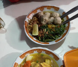 Soto Daging Dan Lontong Kikil Mas Huda photo