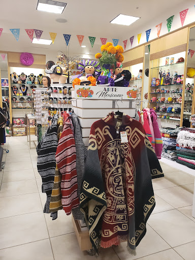 Shopping Mall «Santa Rosa Plaza», reviews and photos, 1071 Santa Rosa Plaza, Santa Rosa, CA 95401, USA