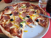Plats et boissons du Pizzeria K13 Pizza à Marseille - n°2