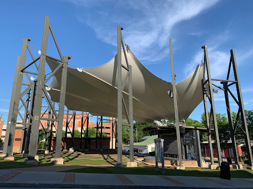 Restaurant «Irish Bred Pub & Grill», reviews and photos, 210 Adamson Square, Carrollton, GA 30117, USA