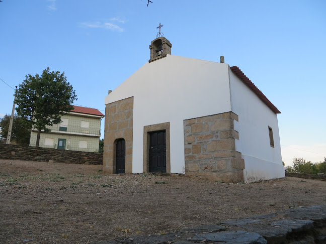 Avaliações doCapela de Santo Cristo em Barcelos - Igreja