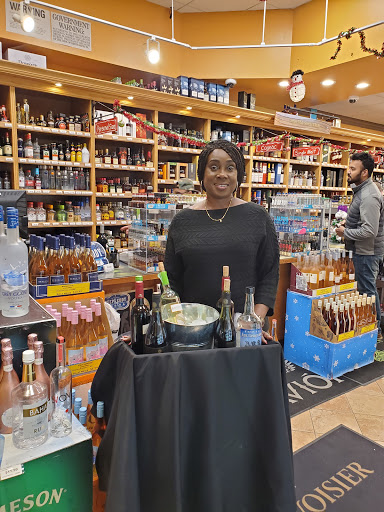 Shopping Mall «Plainview Shopping Center», reviews and photos, 381 S Oyster Bay Rd, Plainview, NY 11803, USA