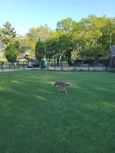 Dog Park «Eisenhower Dog Park», reviews and photos, 576 Salisbury Park Dr, Westbury, NY 11590, USA