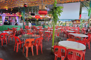 Red Garden Food Paradise image