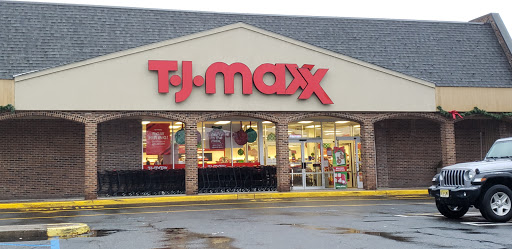 Department Store «T.J. Maxx», reviews and photos, 700 Broadway, Westwood, NJ 07675, USA