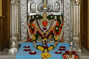 Mahasadhu Shree Moraya Gosavi Maharaj Sanjivan Samadhi Mandir image