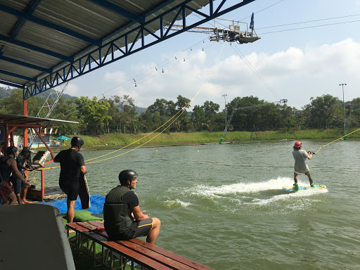 Wakeboarding lessons Phuket