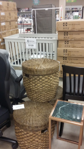 Discount Store «Bargain Hunt», reviews and photos, 250 John W Morrow Jr Pkwy #100, Gainesville, GA 30501, USA