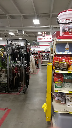 Home Improvement Store «Tractor Supply Co.», reviews and photos, 1407 Interstate 45 N, Conroe, TX 77304, USA