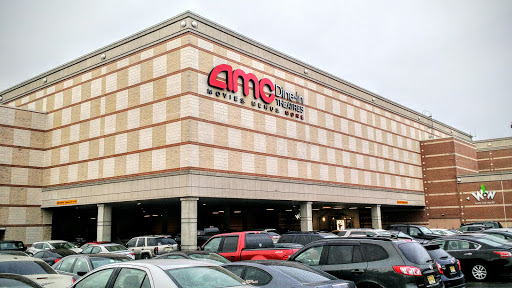 Movie Theater «AMC DINE-IN Menlo Park 12», reviews and photos, 55 Parsonage Rd #390, Edison, NJ 08837, USA