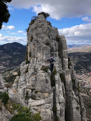 Le Rocher de Saint-Julien à Buis-les-Baronnies