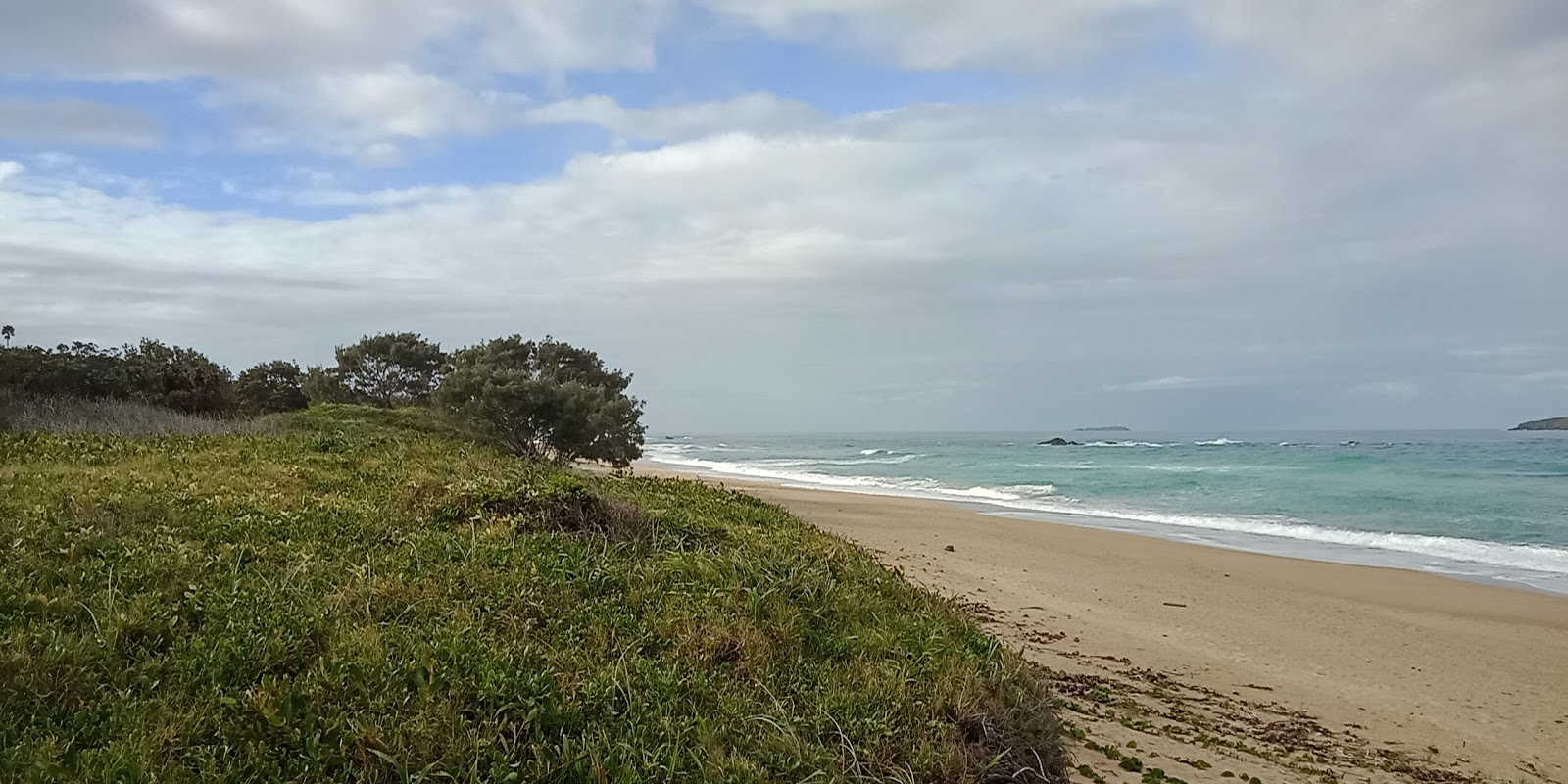 Φωτογραφία του Campbells Beach - δημοφιλές μέρος μεταξύ λάτρεις της χαλάρωσης